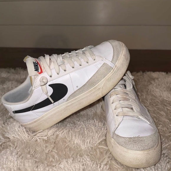 Nike Blazer Platform Lows - Picture 1 of 1